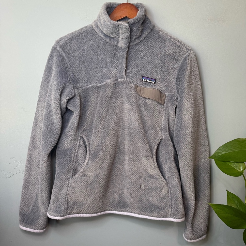 Patagonia Re-Tool Snap-T Pullover Fleece in Static Stone Gray. FLAW. Medium